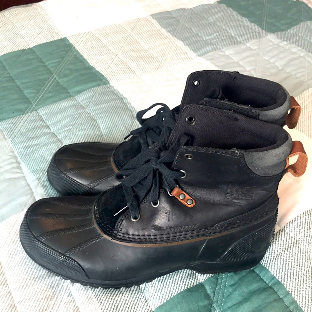 Men’s Sorel Black Leather Rubber Waterproof Boots Lace Up Size 10 NM2101-010